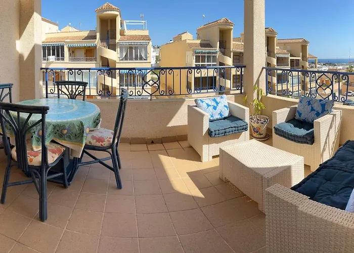 Lägenhet Sunrise To Sunset In Punta Prima